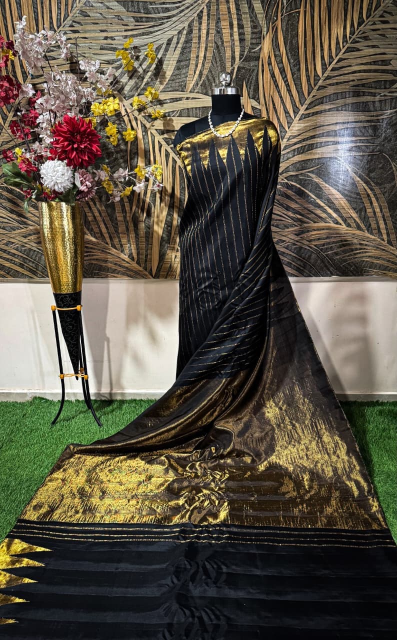 Royal Crimson Gadwal Handloom Saree
